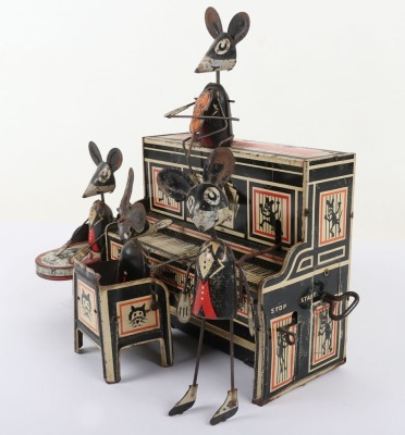 A Marx (England) Tinplate Clockwork Merrymakers Mouse Band - 3