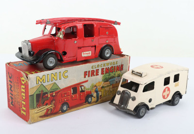 Boxed Tri-ang Minic Tinplate Clockwork Fire Engine