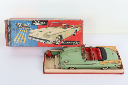 Schuco 5700 Synchromatic battery operated Packard open Tourer