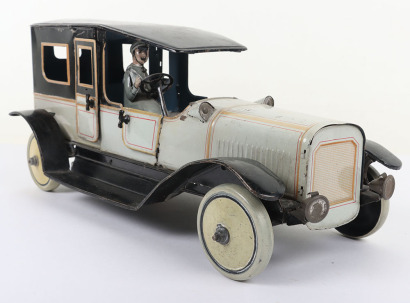 A Gunthermann tinplate clockwork Limousine, 1920s