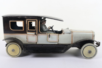 A Gunthermann tinplate clockwork Limousine, 1920s - 2