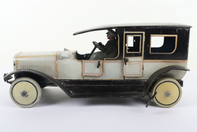 A Gunthermann tinplate clockwork Limousine, 1920s - 5