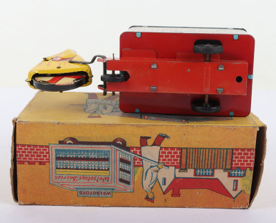 A Welsotoys Tinplate Clockwork Mechnical Milk Float - 4