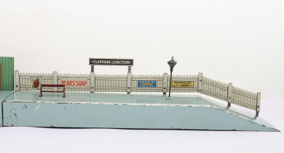 Bing 0 gauge Clapham Junction Railway Station - 4