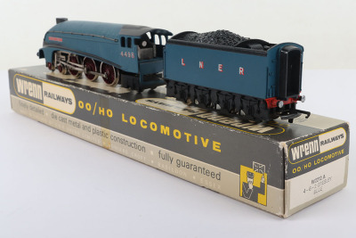 Wrenn W2212.A &lsquo;Sir Nigel Gresley&rsquo; locomotive and tender - 4