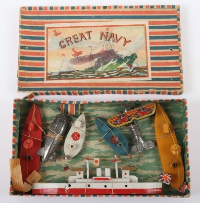 Boxed tinplate and wooden Great Navy set, Japanese 1936