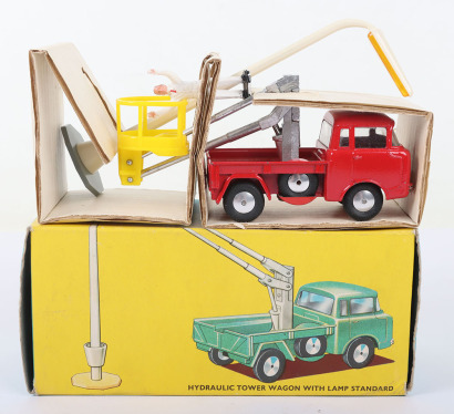 Vintage Corgi Toys Gift Set 14 Hydraulic Tower Wagon with Lamp Standard