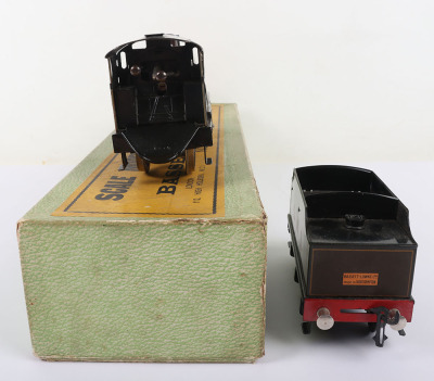 Bassett-Lowke 0 gauge clockwork 4-4-0 Compound locomotive and tender - 5