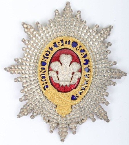 Scarce 3rd (Prince of Wales) Dragoon Guards Officers Foreign Service Helmet Pagri Badge