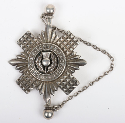 * Hallmarked Silver Scots Guards Officers Kilt Pin Badge