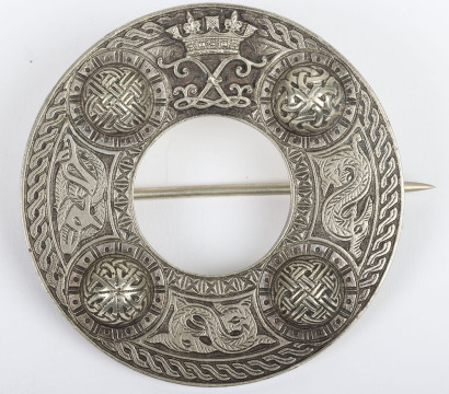 * Argyll & Sutherland Highlanders Pipers Plaid Brooch 1881-83
