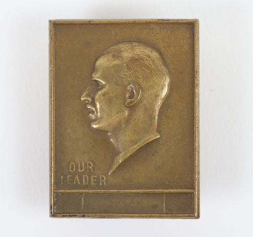 Rare British Union of Fascists (B.U.F) Oswald Mosley &lsquo;Our Leader&rsquo; Badge