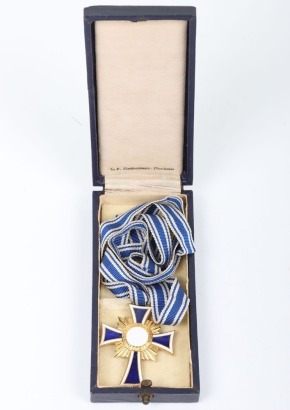Cased Third Reich Mothers Cross Award in Gold by C.F. Zimmermann, Pforzheim