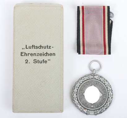 Third Reich RLB Luftschutz Service Medal 2nd Class with Original Case