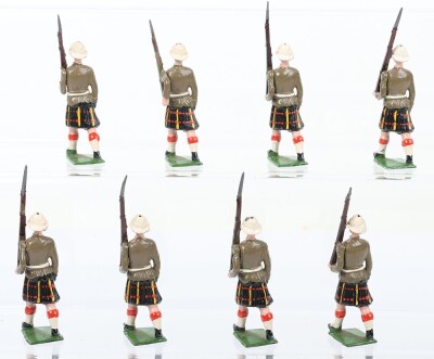 Britains set 114, Cameron Highlanders in Foreign Service dress and with fixed bayonets, final version 1947 - 4