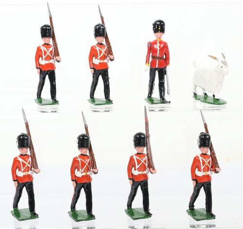Britains rare set 74, Royal Welch Fusiliers, 1946 paint variation