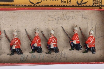 Britains boxed set 18, The Worcestershire Regiment, first version 1894 - 3