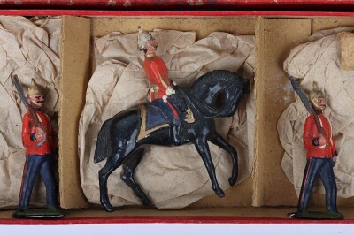 Rare Britains boxed set 36, The Royal Sussex Regiment 35th & 107th foot, first version 1897 - 3