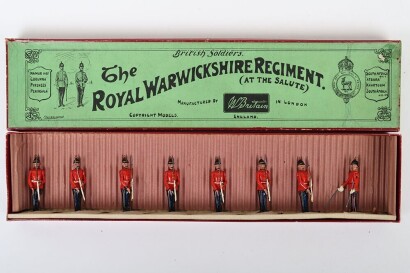Britains boxed set 206, Warwickshire Regiment at the salute, second version at present 1937