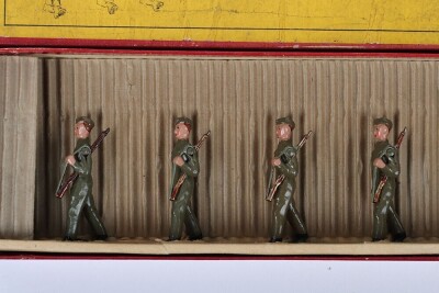 Britains boxed set 1854, Militiamen, 1940-41 - 2