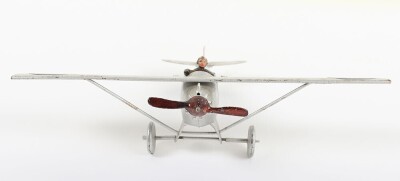 Britains set 433, R.A.F Monoplane and pilot, first version square wings, 1931-36 - 2