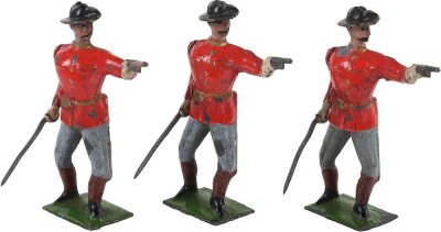 Rare Britains &lsquo;Beisler&rsquo; Military game officers, 1907