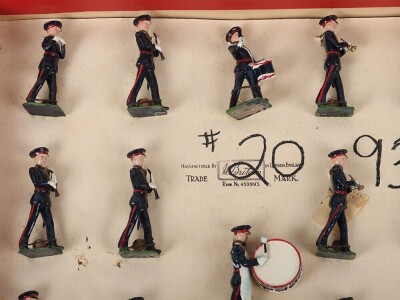 Britains set 2093, Band of the Royal Berkshire Regiment, first version metal drums 1954 - 6