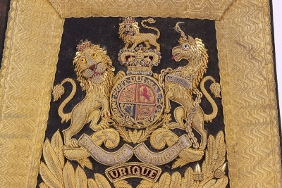Victorian Royal Horse Artillery Officers Sabretache in Named Tin with Accoutrements - 5