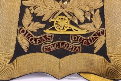 Victorian Royal Horse Artillery Officers Sabretache in Named Tin with Accoutrements - 7