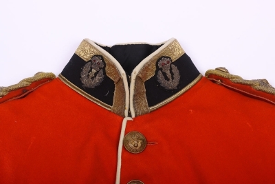 Victorian scarlet tunic for an officer of the Queen&acirc;&euro;&trade;s Own Cameron Highlanders. - 4