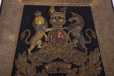 Impressive Victorian Full-dress tunic to a Colonel of the Royal Horse Artillery with Busby and Sabretache - 10