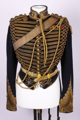 Impressive Victorian Full-dress tunic to a Colonel of the Royal Horse Artillery with Busby and Sabretache - 12