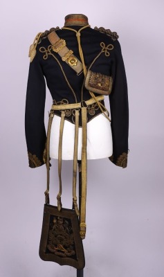 Impressive Victorian Full-dress tunic to a Colonel of the Royal Horse Artillery with Busby and Sabretache - 16
