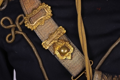 Impressive Victorian Full-dress tunic to a Colonel of the Royal Horse Artillery with Busby and Sabretache - 17