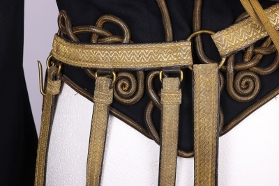 Impressive Victorian Full-dress tunic to a Colonel of the Royal Horse Artillery with Busby and Sabretache - 19