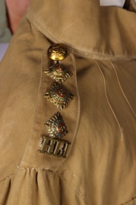 Boer War Highland Doublet of Captain James William Alston Cowan D.S.O, 1st Battalion Highland Light Infantry, Killed in Action at the Battle of Magersfontein - 4