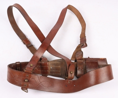 A Great War Double Brace Sam Browne Belt and Pistol Cartridge Case - 3