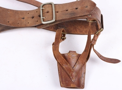 1907 Dated Single Brace Sam Browne and Sword Frog - 2