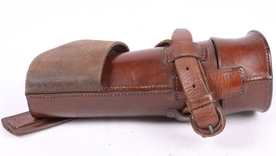 An Early 20th Century Glass Stirrup Bottle in Leather Case - 6