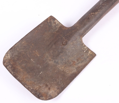 WW1 1918 dated Spade - 2