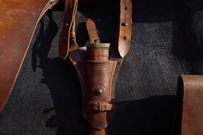 A Complete WW1 Period Horse Mannequin with Associated Saddlery - 10