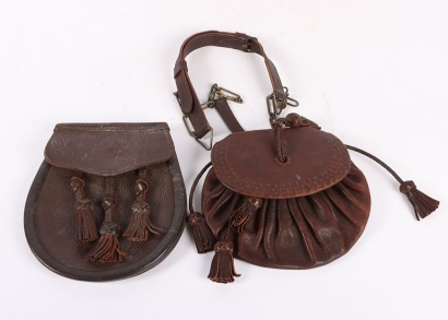 2x Undress Leather Sporrans
