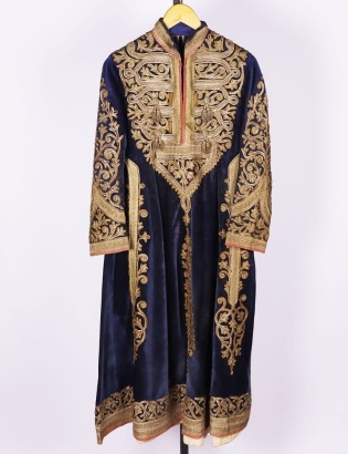 Impressive Indian Ceremonial Kurta Possibly of Nizam of Hyderabad&acirc;&euro;&trade;s Cavalry