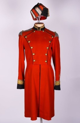 Pakistan Presidential Bodyguard, An Officers Full Dress Uniform