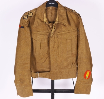 WW2 Royal Engineers Battle Dress Blouse, Lieutenant. Bomb Disposal