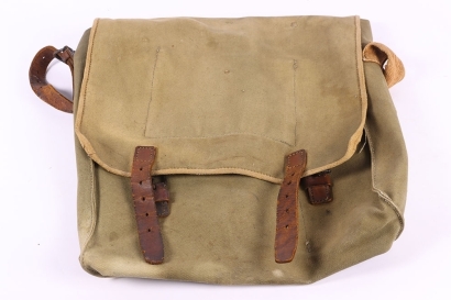 French 1918 Dated Pack