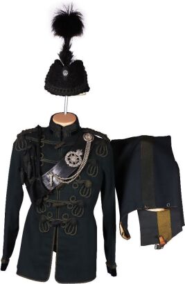 Indian Army 39th Garawhal Rifles Uniform Group