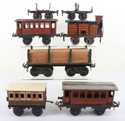 Marklin gauge I four wheel good van with brakeman&rsquo;s hut - 2