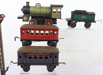 Bing clockwork locomotive, coaches and signals - 2