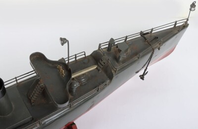 Largest Bing live steam tinplate three funnel Torpedo boat, German circa 1908 - 2